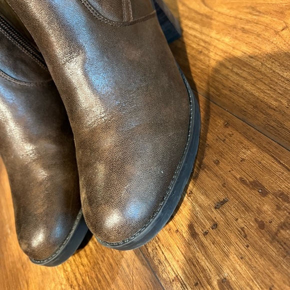 NOT FOR SALE - Picture 3 of 9